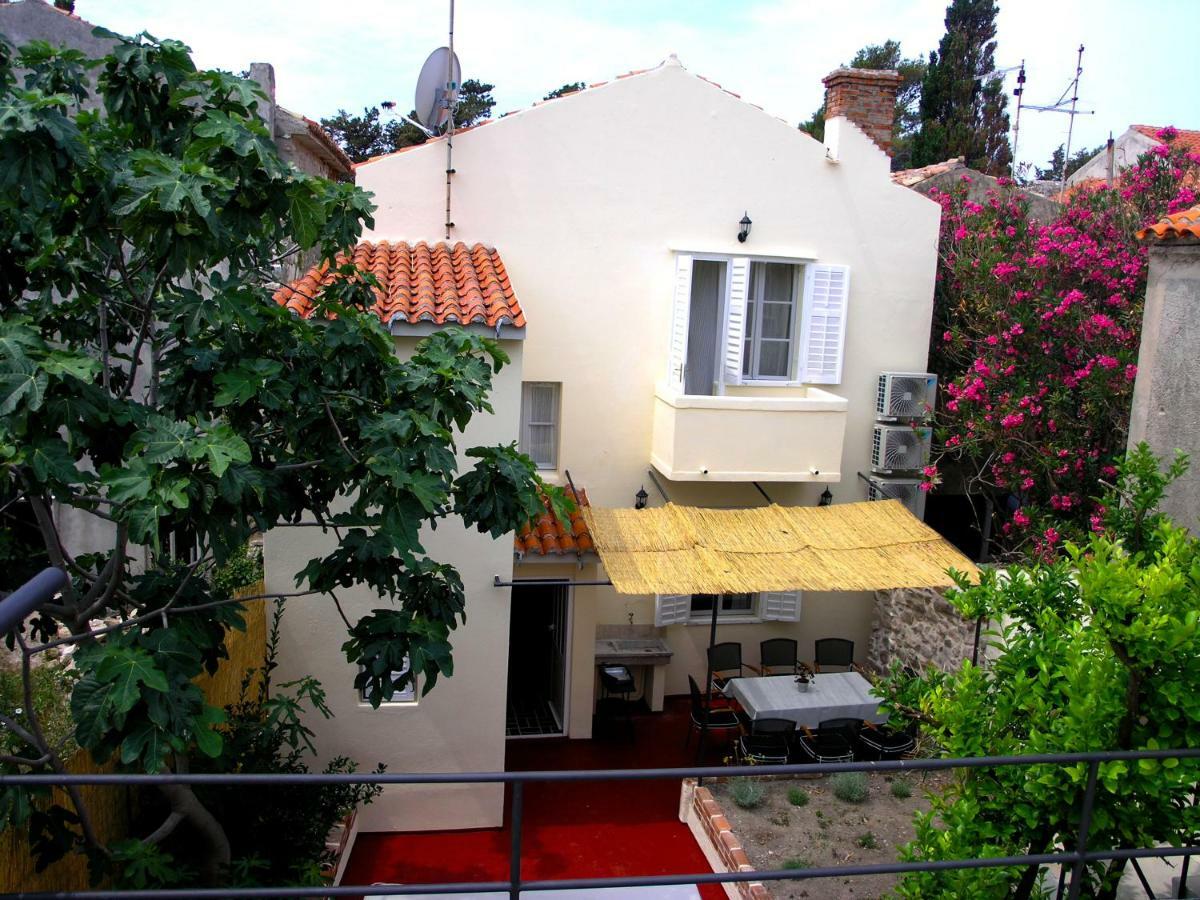Holiday Home Lija Center Rab Town Extérieur photo