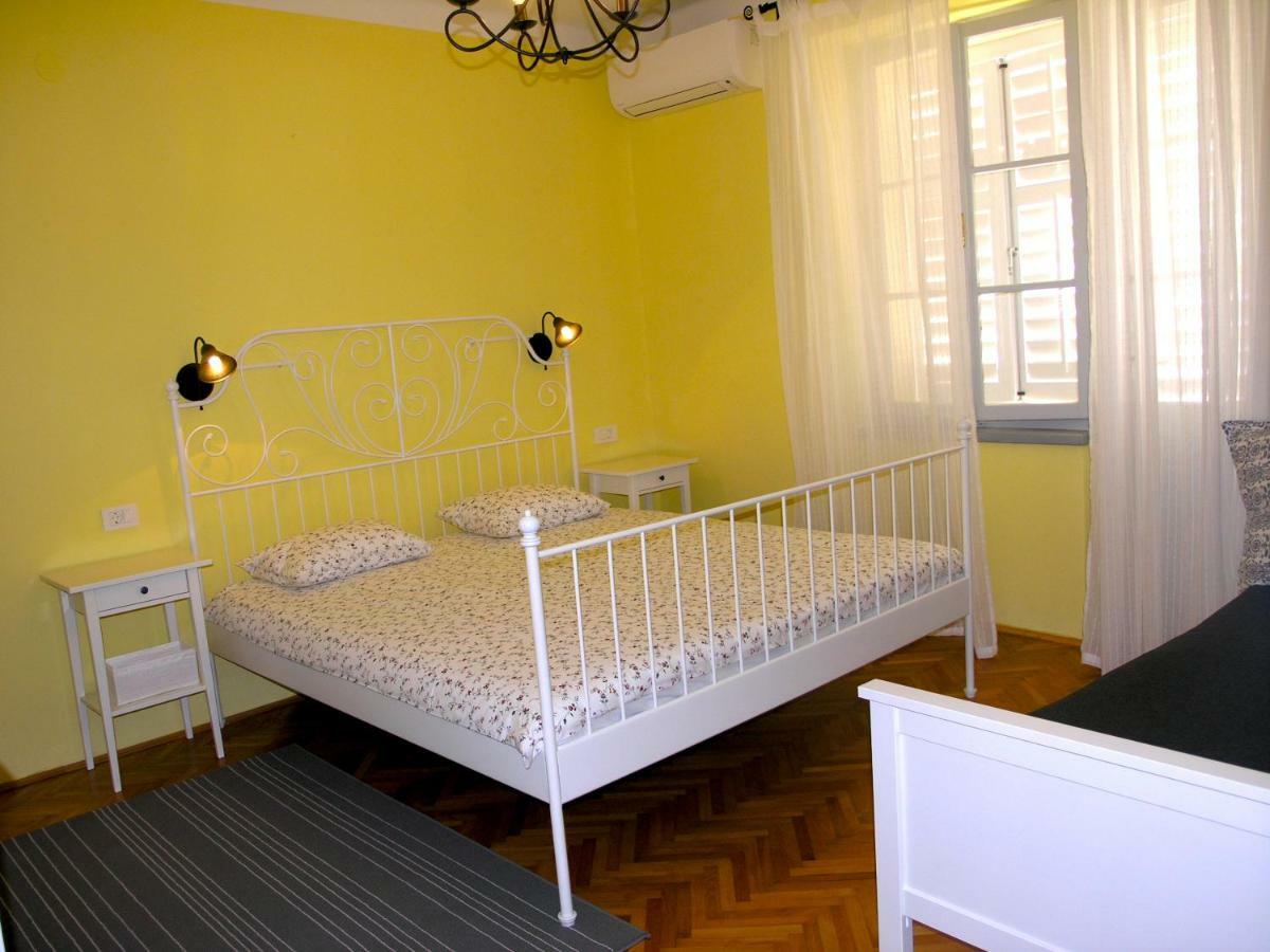 Holiday Home Lija Center Rab Town Extérieur photo