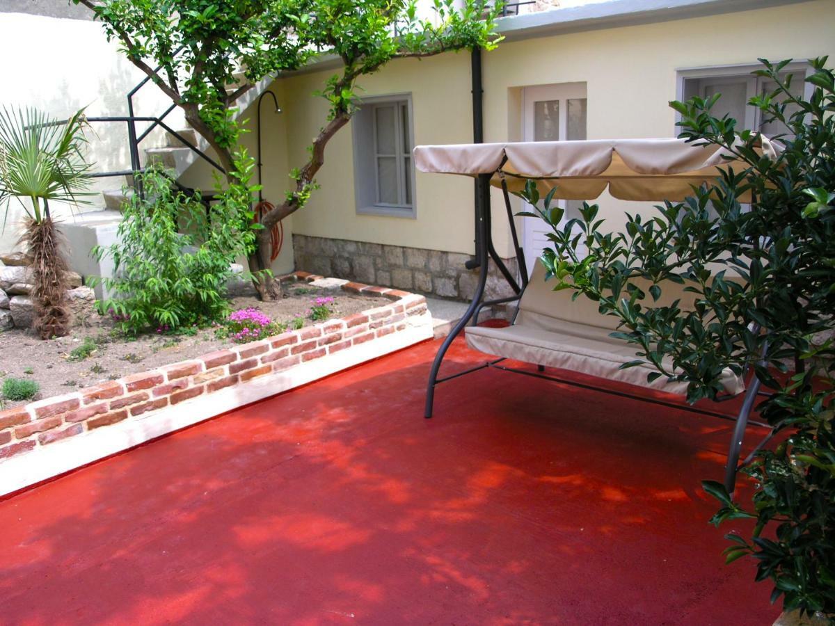 Holiday Home Lija Center Rab Town Extérieur photo