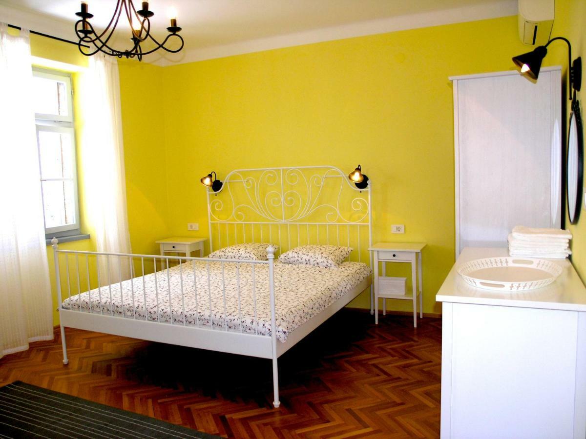 Holiday Home Lija Center Rab Town Extérieur photo