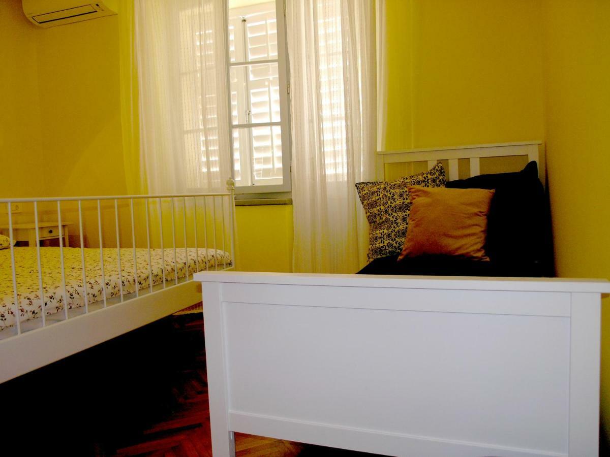 Holiday Home Lija Center Rab Town Extérieur photo