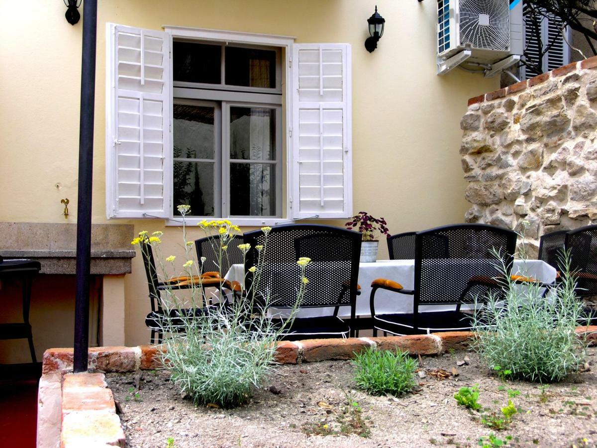 Holiday Home Lija Center Rab Town Extérieur photo