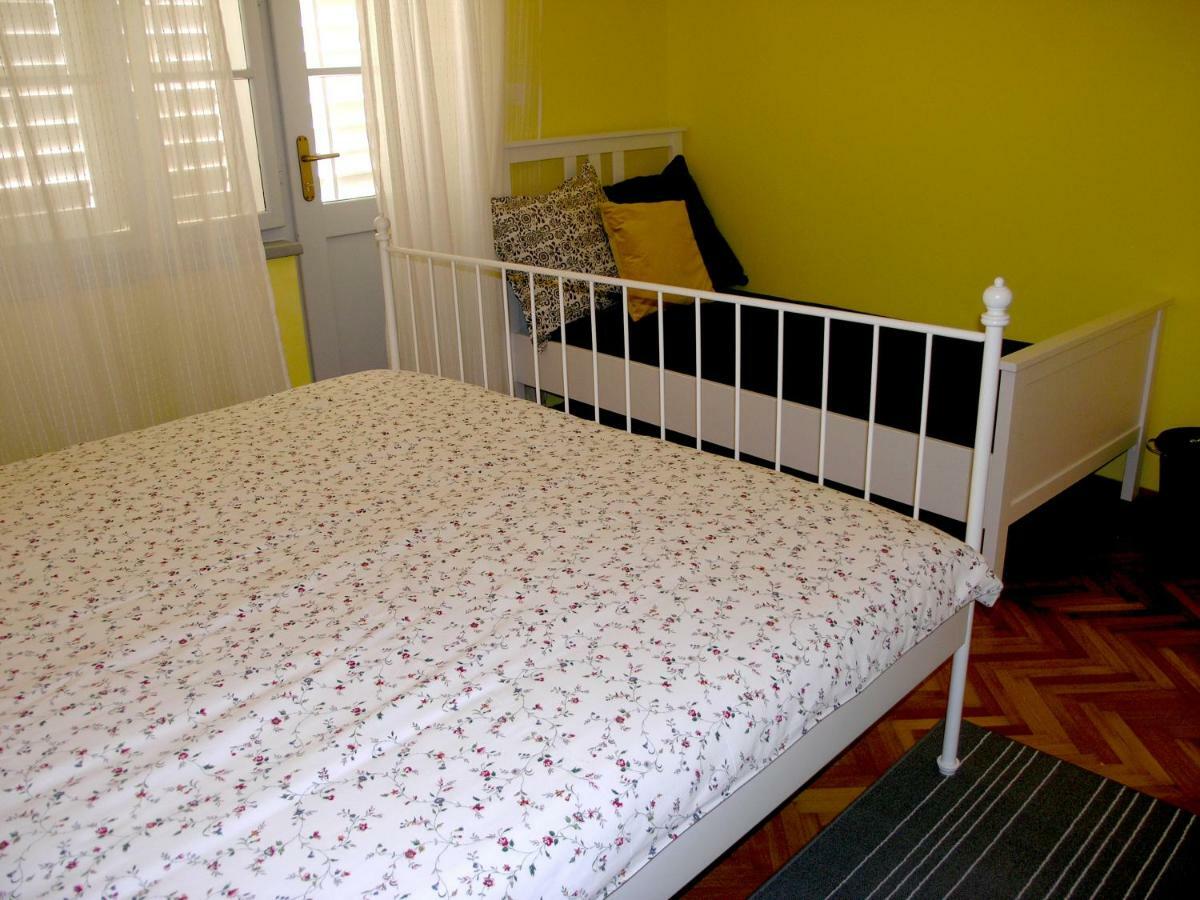 Holiday Home Lija Center Rab Town Extérieur photo