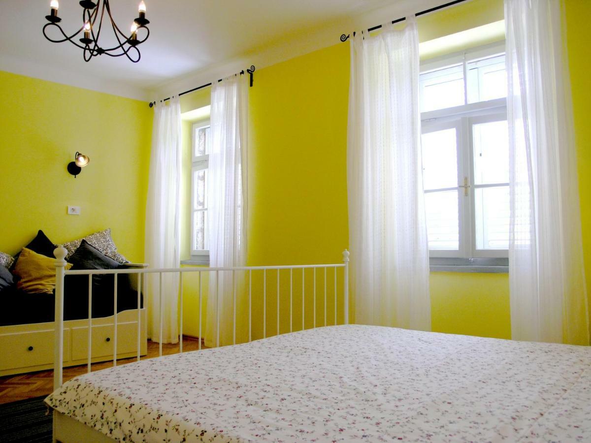 Holiday Home Lija Center Rab Town Extérieur photo